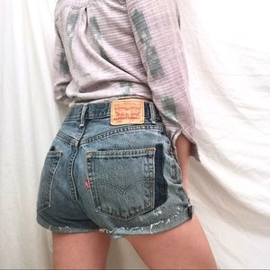 Levis Cut-offs
